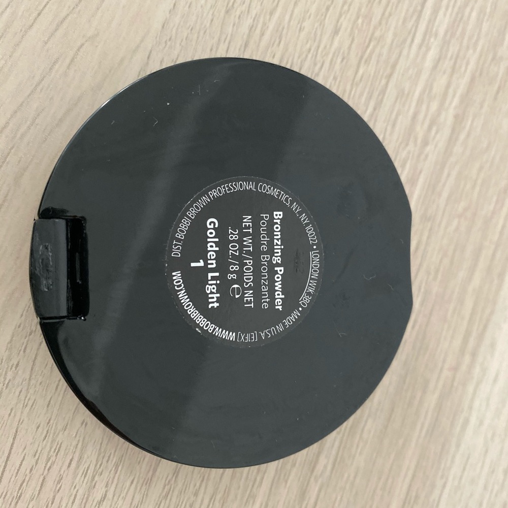 Bronzing Powder - Picture 3 of 3